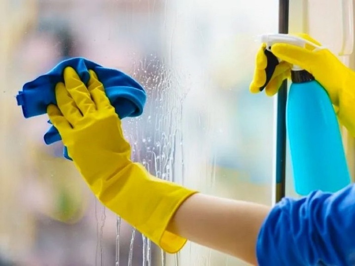 C&aacute;ch biến muối v&agrave; kem đ&aacute;nh răng th&agrave;nh chất tẩy rửa cực kỳ hiệu quả - Ảnh 4.