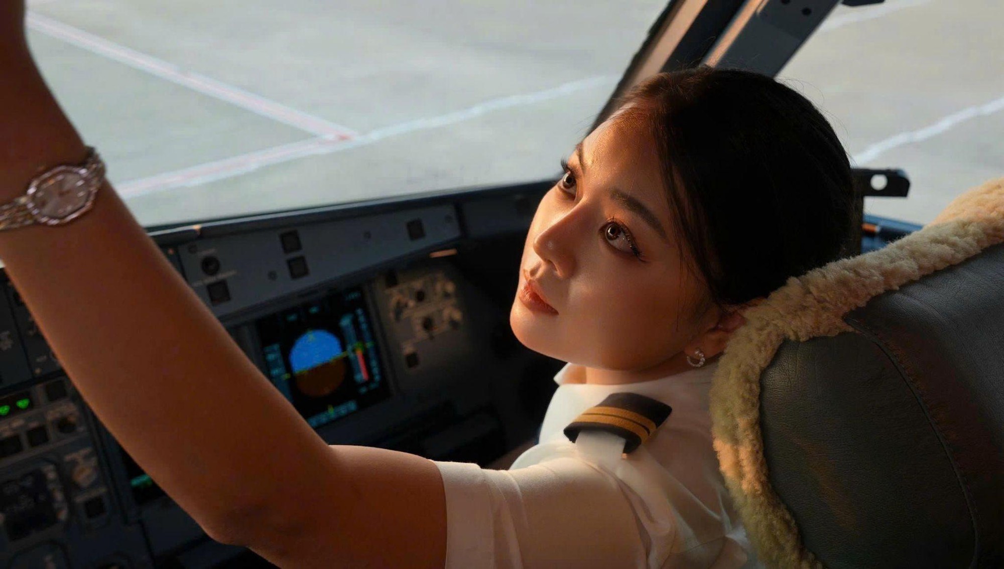 Ước mơ nối nghiệp cha của nữ học viên phi công Vietnam Airlines - Ảnh 1.