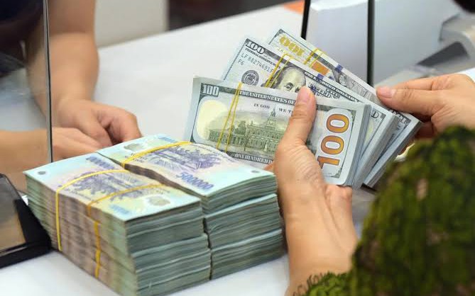 Một số người tại Việt Nam nhận gần 7 tỷ USD trong 9 tháng đầu năm