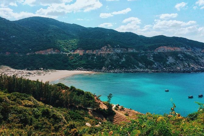 Đầm Môn - nơi đón ánh nắng đầu tiên của Việt Nam với bãi biển trong xanh tuyệt đẹp - Ảnh 4.