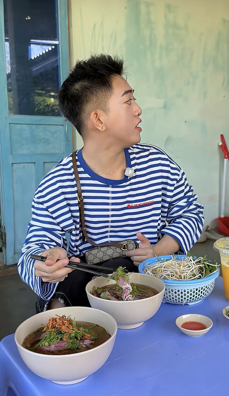 Hòn đảo Phú Quý  với tô mì mực 30.000 đồng chỉ hoạt động 6 tháng mỗi năm - Ảnh 9.