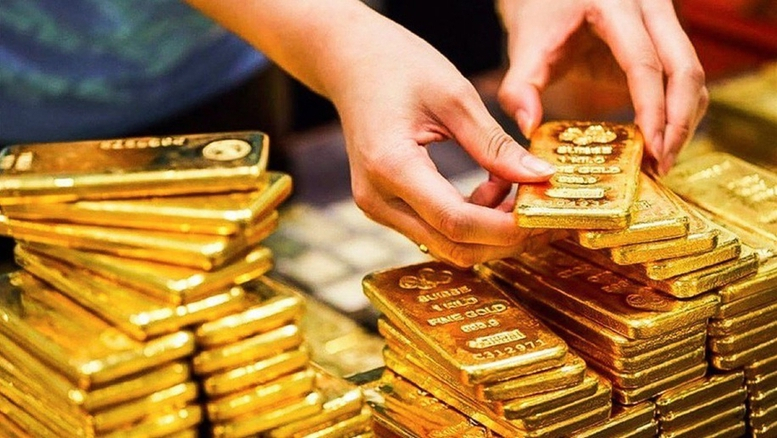 Mua bán vàng từ 5 triệu đồng phải chuyển khoản: Người dân cần chuẩn bị gì để không bị từ chối? - Ảnh 1.