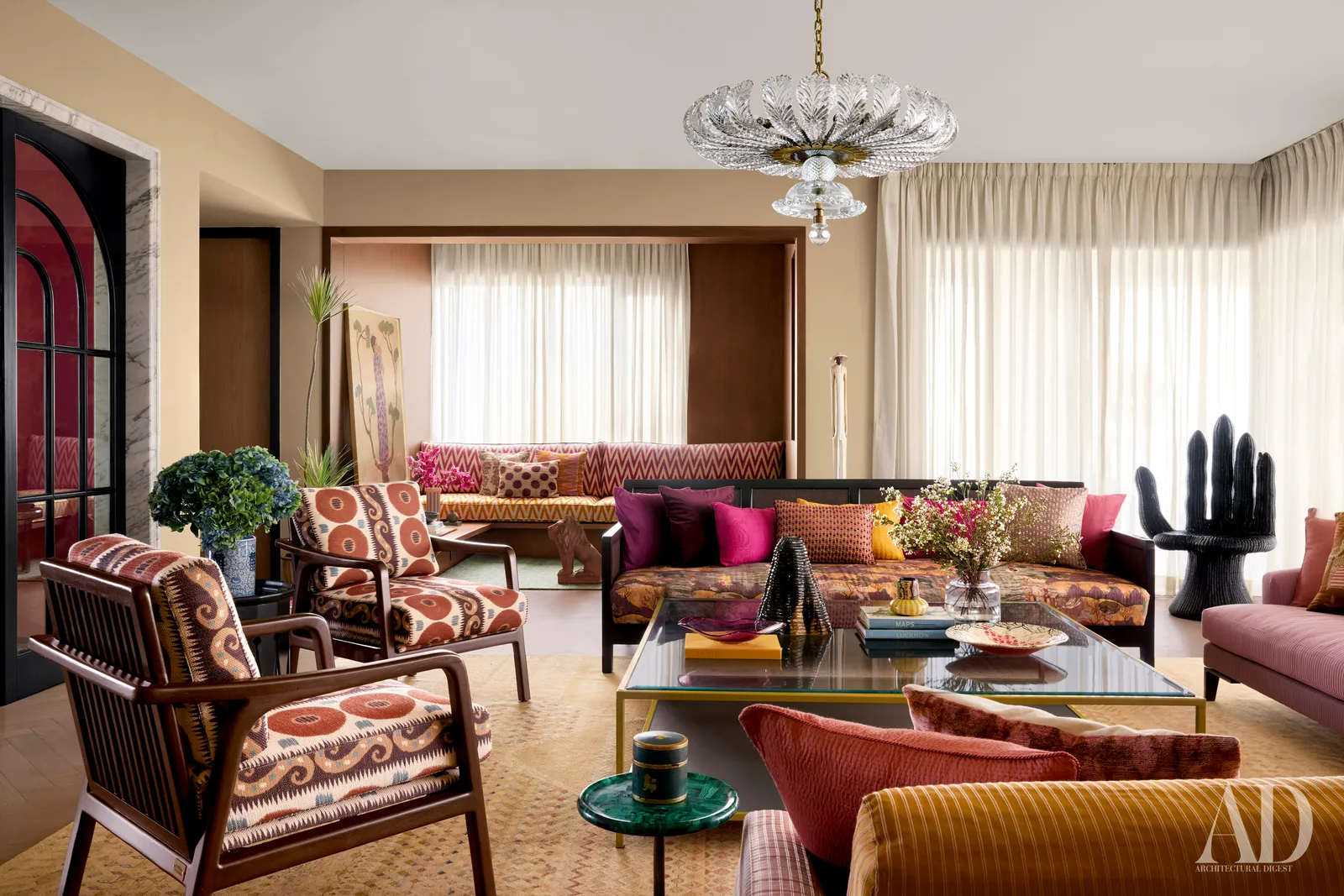 Gallery - Căn hộ 370m² của cặp đôi quyền lực Ấn Độ: Không gian sống như cung điện - image 8