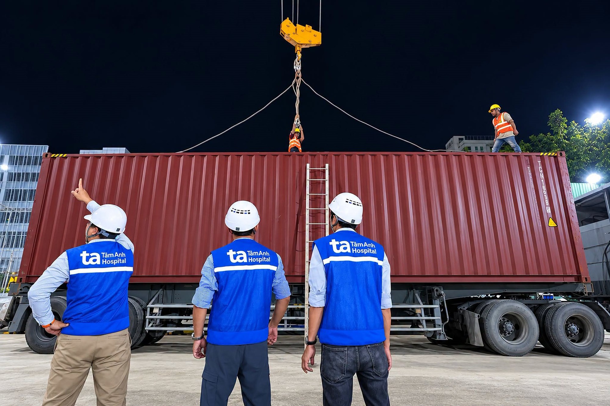 Việt Nam vừa đón 