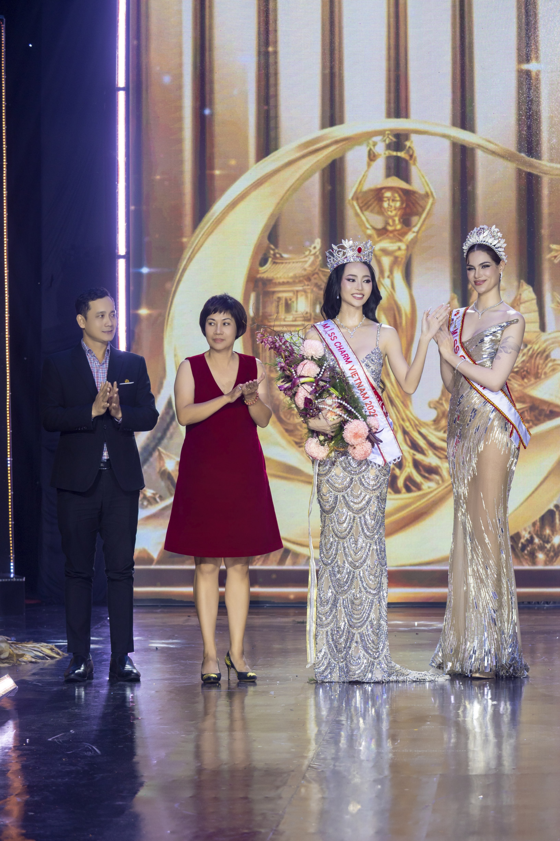 MC song ngữ cao 1m77 Nguyễn Ngọc Trà My đăng quang Miss Charm Vietnam 2026 - Ảnh 4.