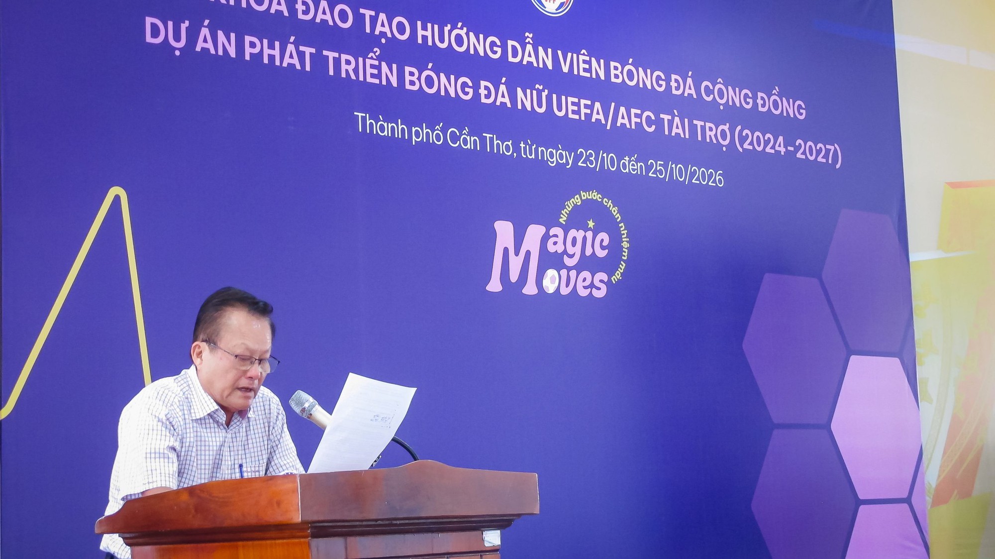 Gallery - Khai mạc khóa đào tạo hướng dẫn viên bóng đá cộng đồng Magic Moves 2026 tại Cần Thơ - image 4