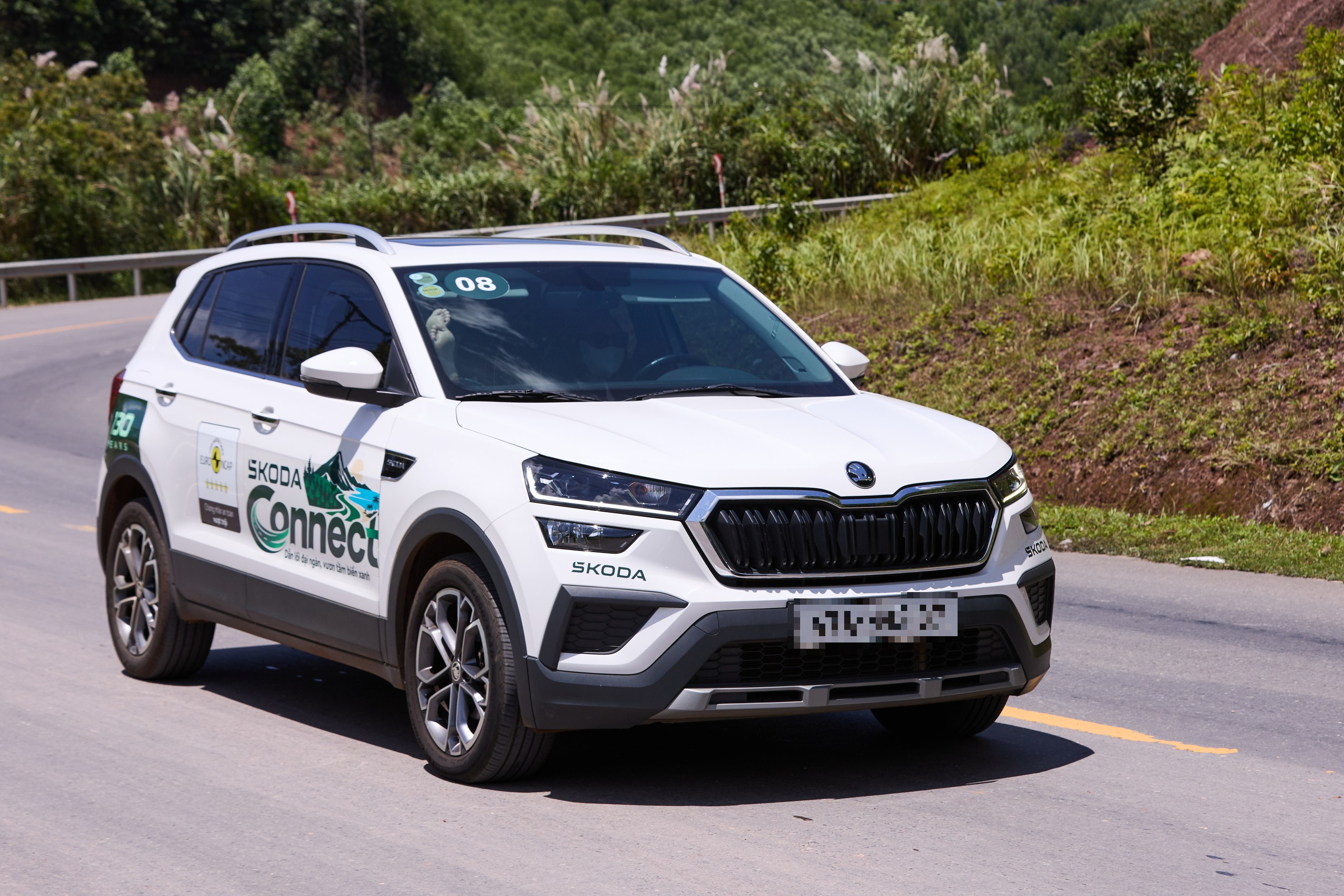 Chạy ròng rã 400km xe châu Âu giá hơn 500 triệu, người lái: Đèo Phượng Hoàng làm lộ rõ mọi ưu nhược điểm - Ảnh 3.