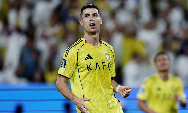 FIFA không công nhận bàn thắng thứ 982 của Ronaldo trong trận Al Nassr thắng Al Faisaly - Ảnh 1. FIFA không công nhận bàn thắng thứ 982 của Ronaldo trong trận Al Nassr thắng Al Faisaly - Ảnh 1.