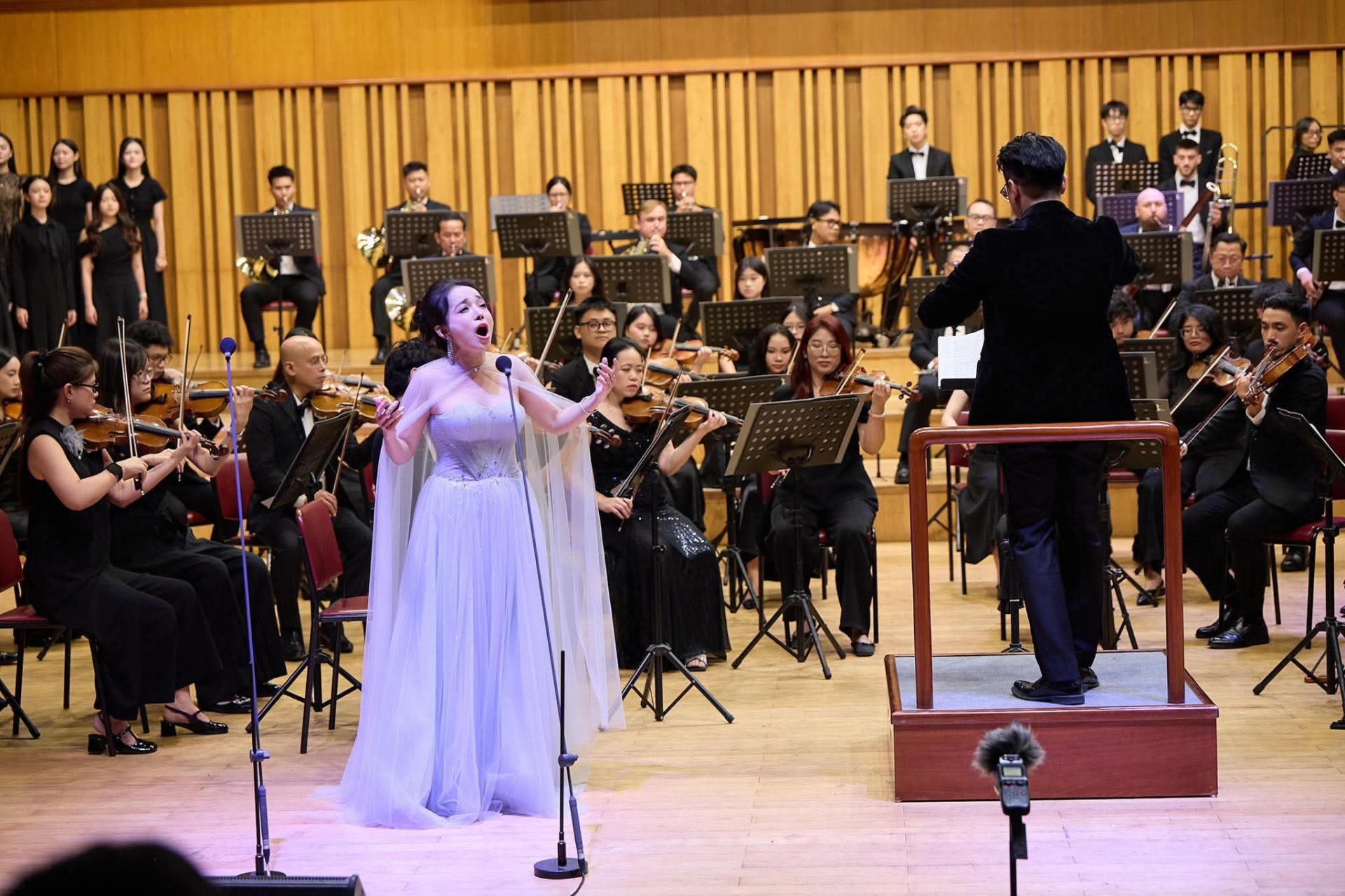 Concert Resonantia: Đêm thăng hoa của những giọng ca thính phòng hàng đầu Việt Nam - Ảnh 5.