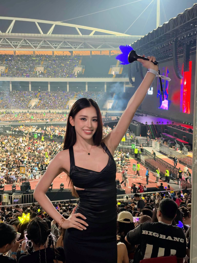 Đi vài bước là gặp sao Việt tại concert BIGBANG: HURRYKNG dắt bé Kem 
