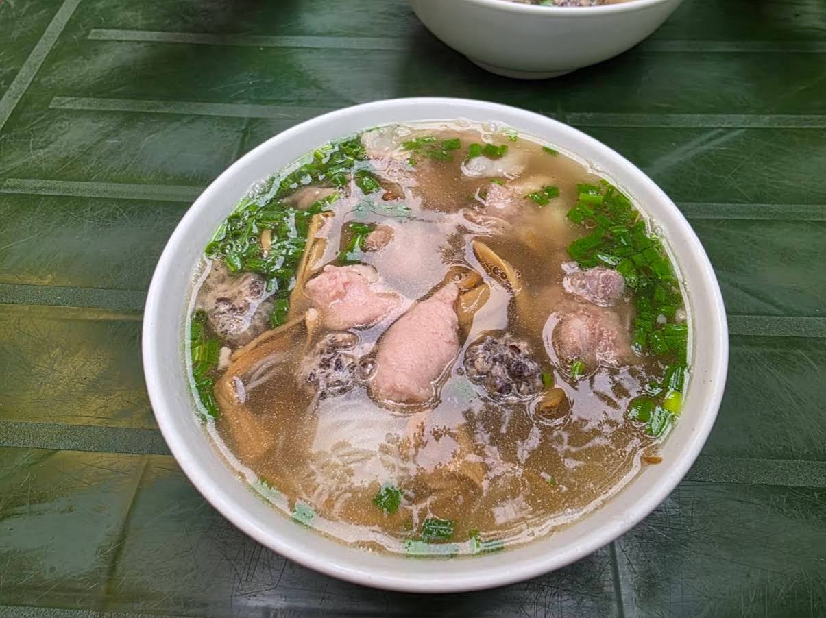 Bún mọc Cây Khế 40 . 000 Đồng trong biệt thự 100 tuổi giữa Hà Nội - Ảnh 18.