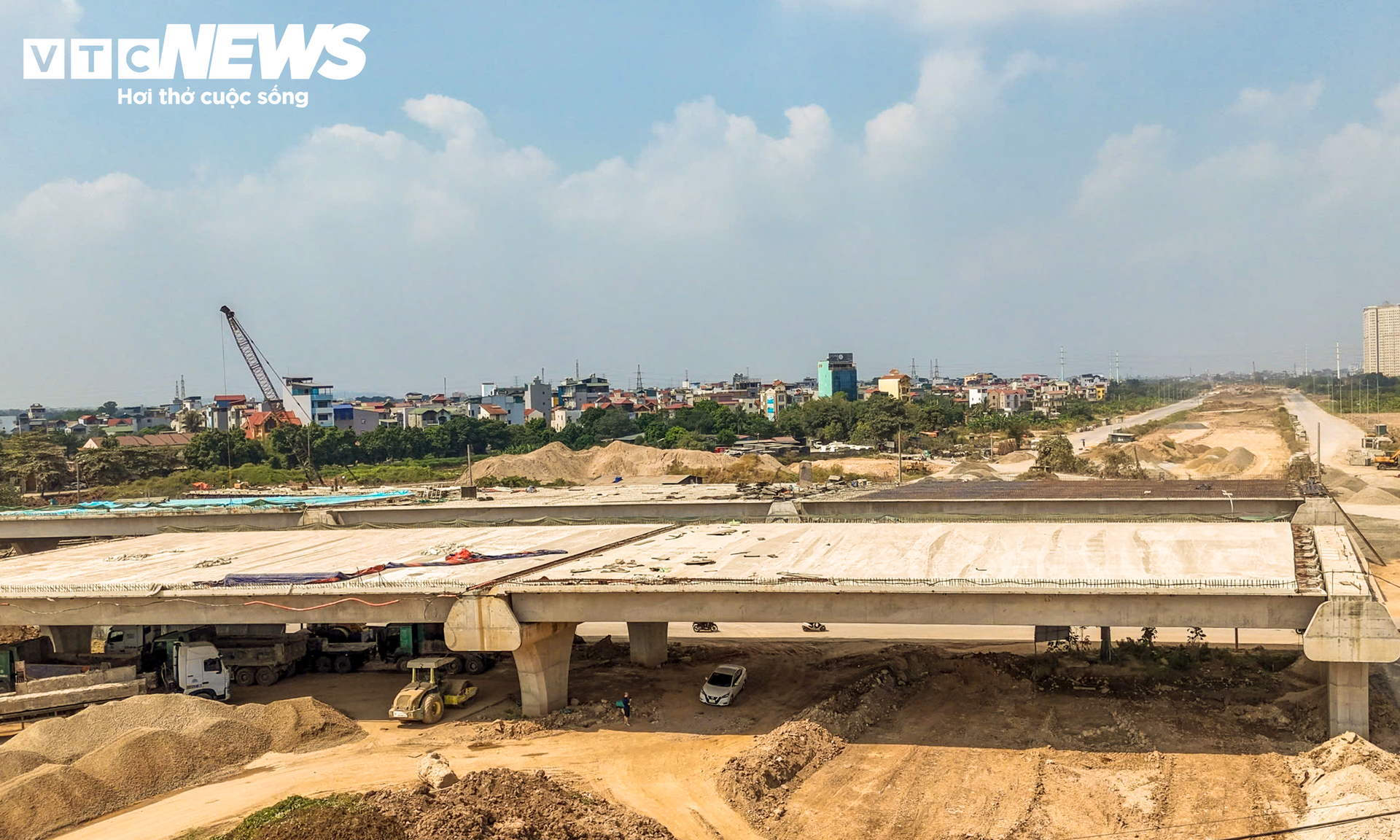 Nút giao Vành đai 4 ở cửa ngõ Tây Nam Hà Nội đang dần hoàn thiện - Ảnh 6.