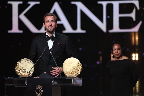 Harry Kane 33 tuổi nhận Quả bóng Vàng 2026: Hành trình vươn tới đỉnh cao - Ảnh 1. Harry Kane 33 tuổi nhận Quả bóng Vàng 2026: Hành trình vươn tới đỉnh cao - Ảnh 1.