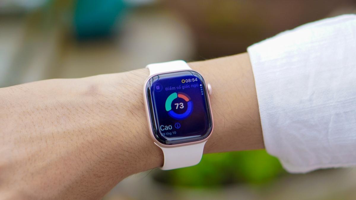 ‏Lý do Apple Watch Series 11 trở thành trợ thủ sức khỏe AI được yêu thích nhất - Ảnh 1.