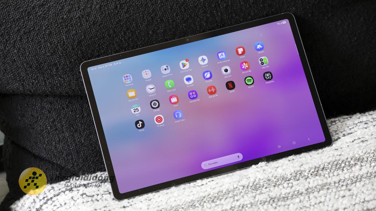 Vì sao người hay di chuyển nên chọn Galaxy Tab S12 Plus thay vì Ultra? - Ảnh 1.