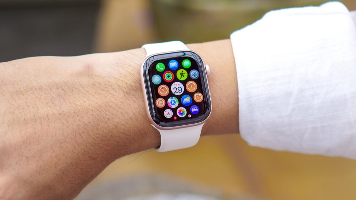 ‏Lý do Apple Watch Series 11 trở thành trợ thủ sức khỏe AI được yêu thích nhất - Ảnh 3.