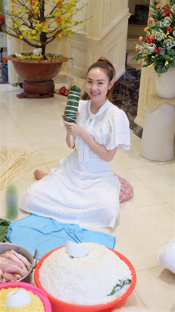 Mâm cơm nhà của Minh Hằng và CEO công ty dệt- Ảnh 8.