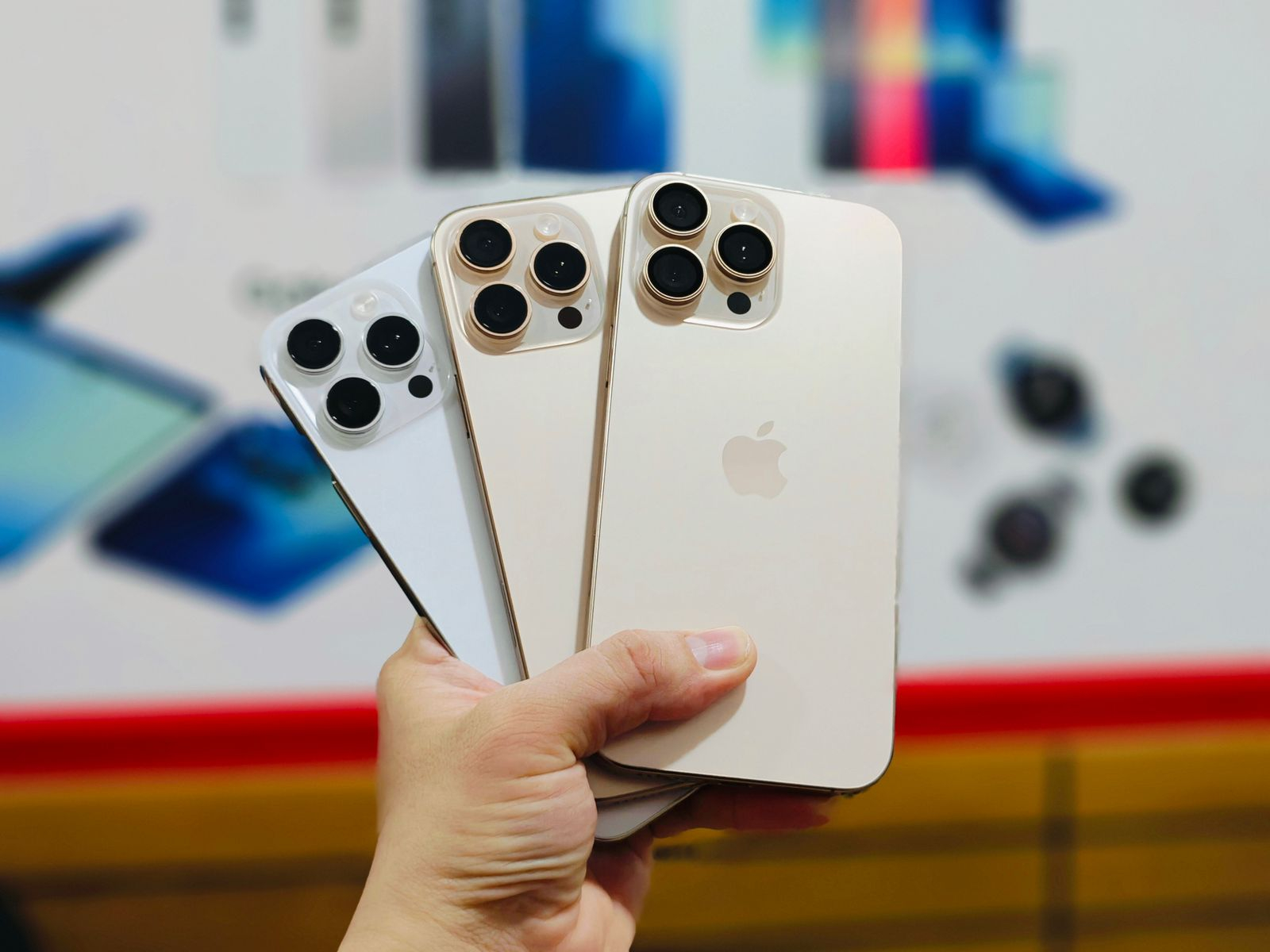 IPhone 16 Pro Max cũ giảm giá mạnh tháng 10 / 2026 So với iPhone 17 - Ảnh 1.