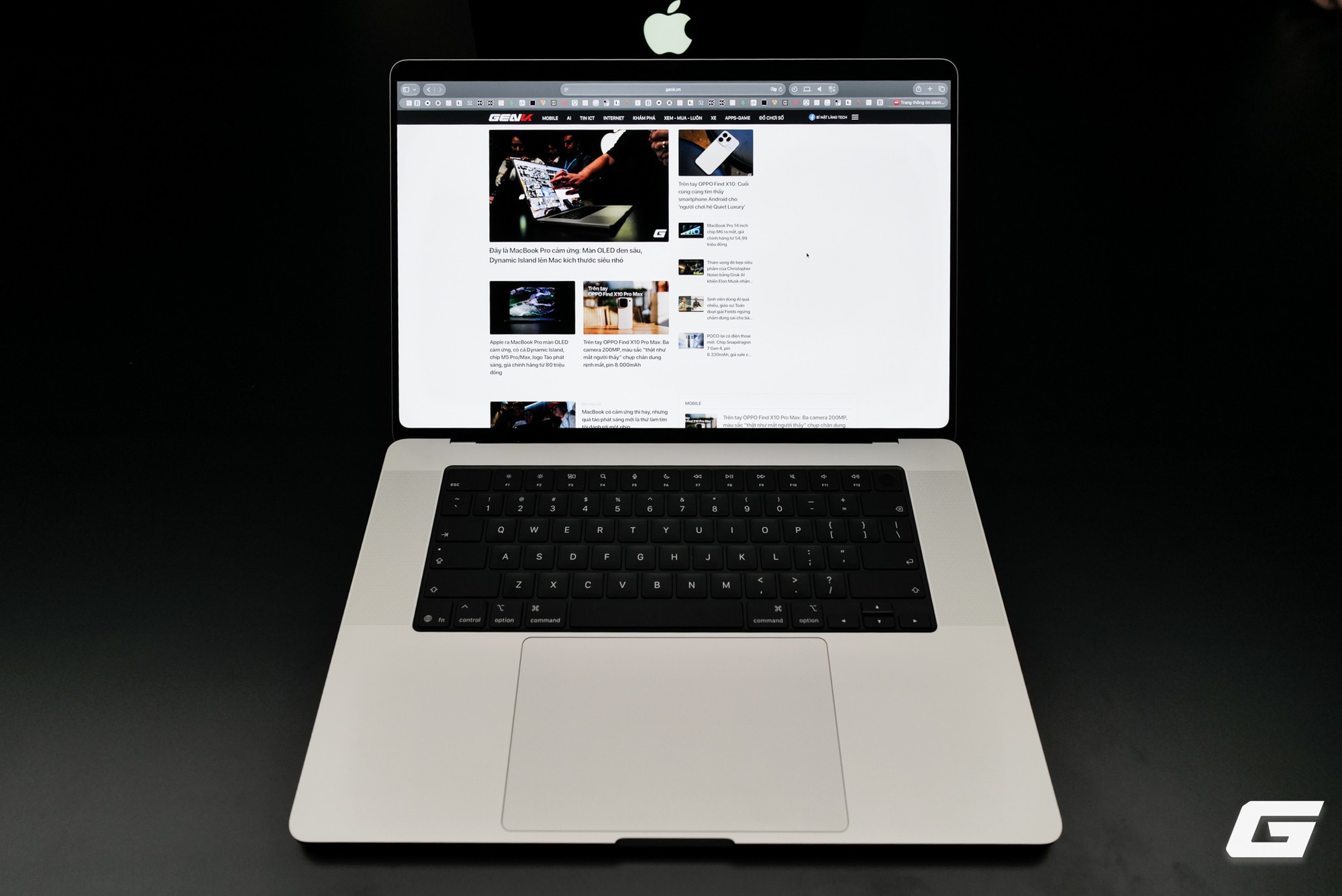 MacBook Pro cảm ứng mới 2026 với màn OLED và Dynamic Island độc đáo - Ảnh 12.