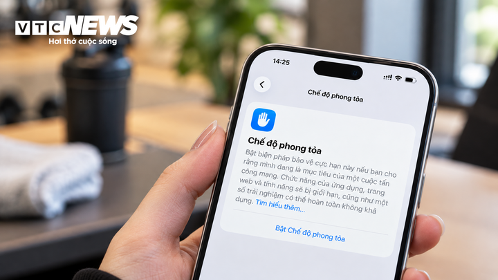 Tăng cường bảo mật iPhone với chế độ phong tỏa Lockdown Mode Hiệu quả năm 2026 - Ảnh 1. Tăng cường bảo mật iPhone với chế độ phong tỏa Lockdown Mode Hiệu quả năm 2026 - Ảnh 1.
