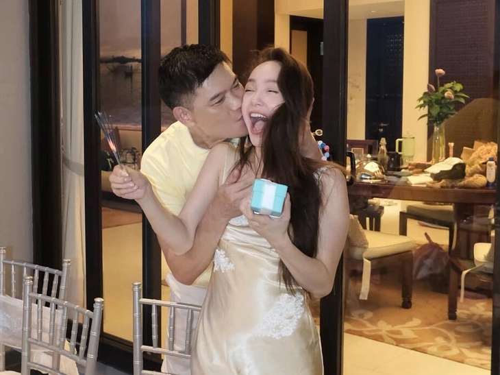 Mâm cơm nhà của Minh Hằng và CEO công ty dệt- Ảnh 1.