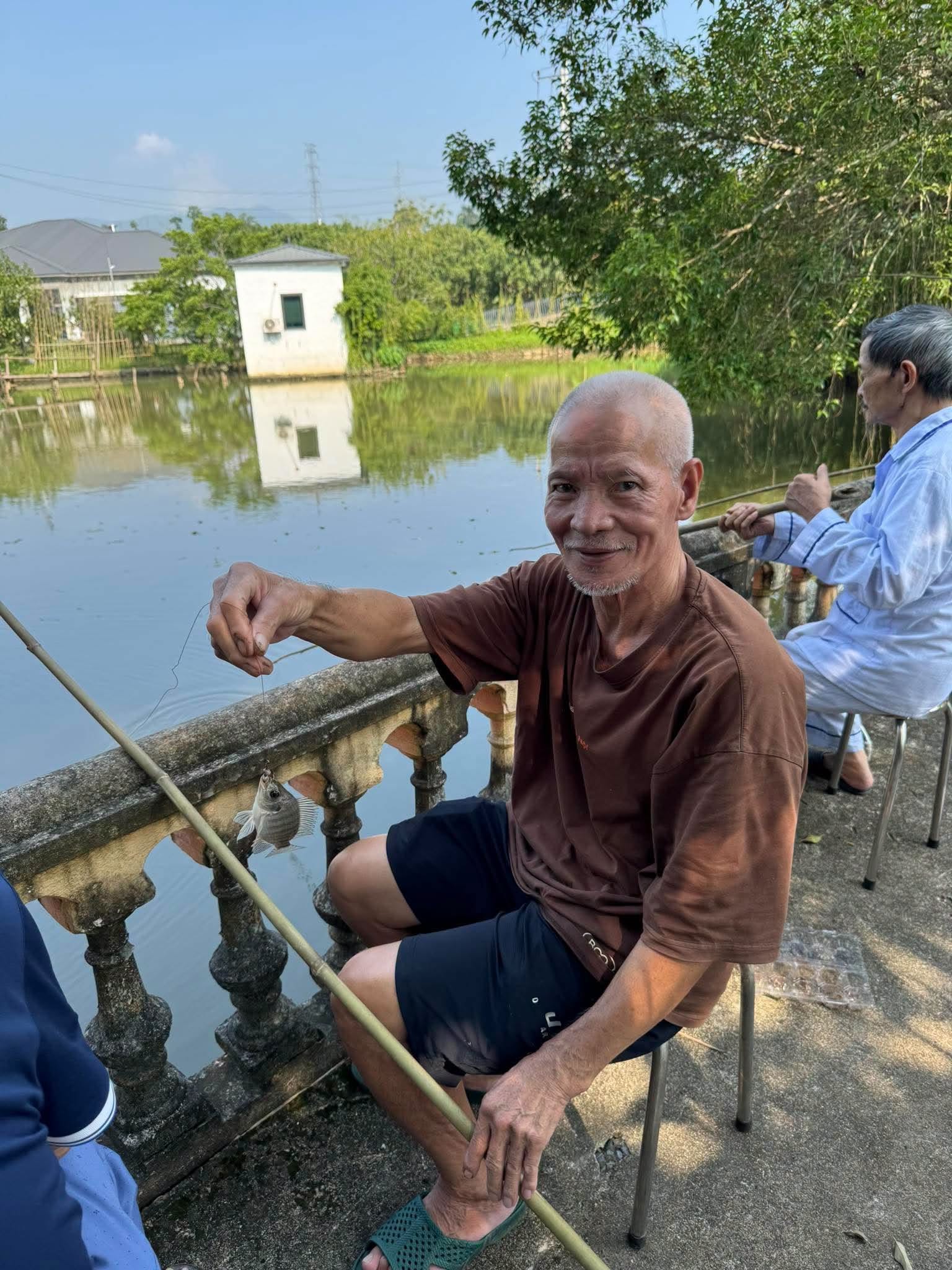 D&agrave;nh thời gian cho cha mẹ: Điều quan trọng kh&ocirc;ng n&ecirc;n chờ đợi trong cuộc sống 40 plus - Ảnh 4.