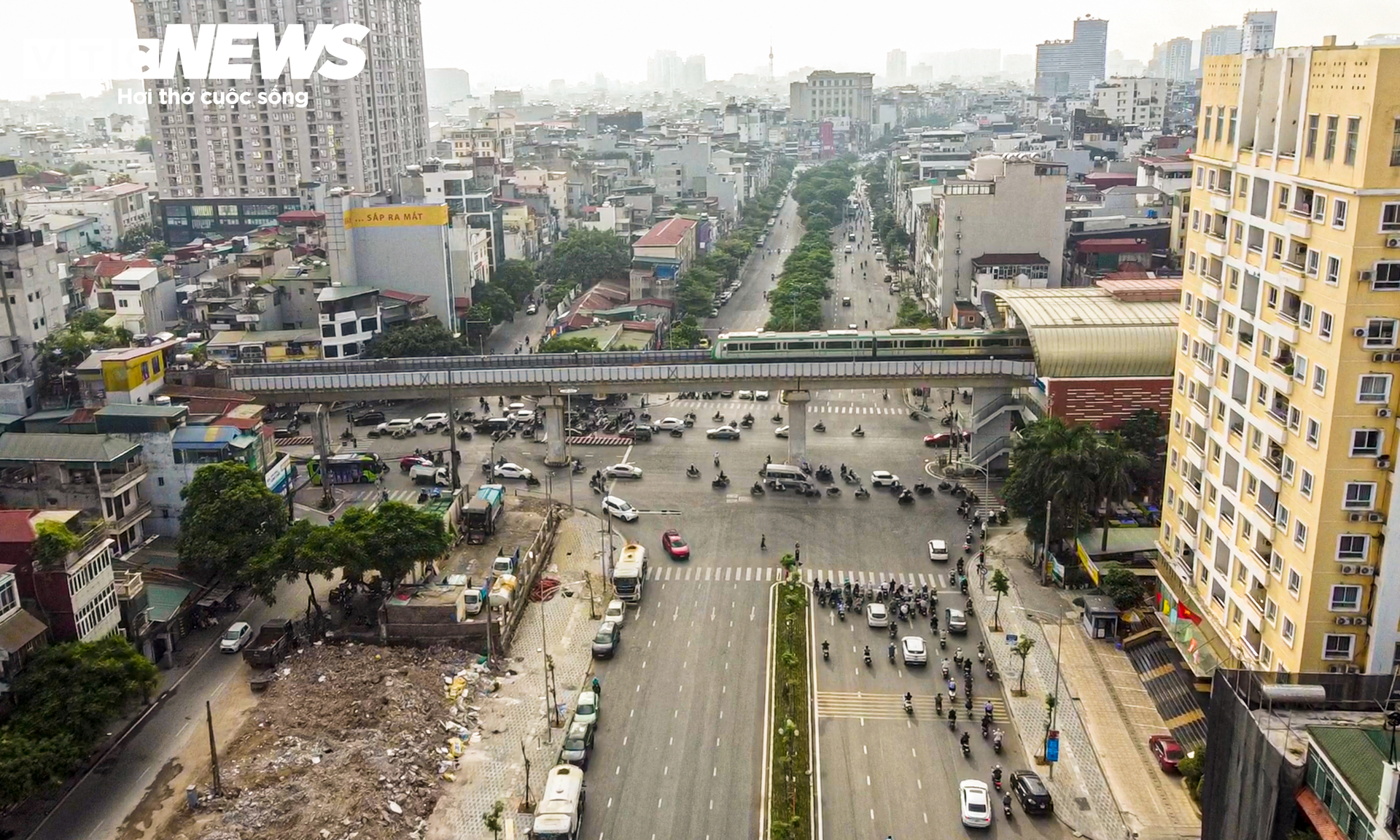 B&atilde;i đỗ xe H&agrave; Nội 2 . 900 Tỷ đồng giữa V&agrave;nh đai 1 đang dần th&agrave;nh h&igrave;nh - Ảnh 2.
