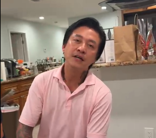 H&igrave;nh ảnh đời thường Tuấn Hưng tụ tập ở Mỹ, vừa ăn vừa h&aacute;t say sưa - Ảnh 1.