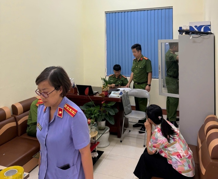 Khởi tố Lạng Sơn: L&atilde;nh đạo Trung t&acirc;m sửa số liệu quan trắc m&ocirc;i trường để giữ kh&aacute;ch - Ảnh 2.