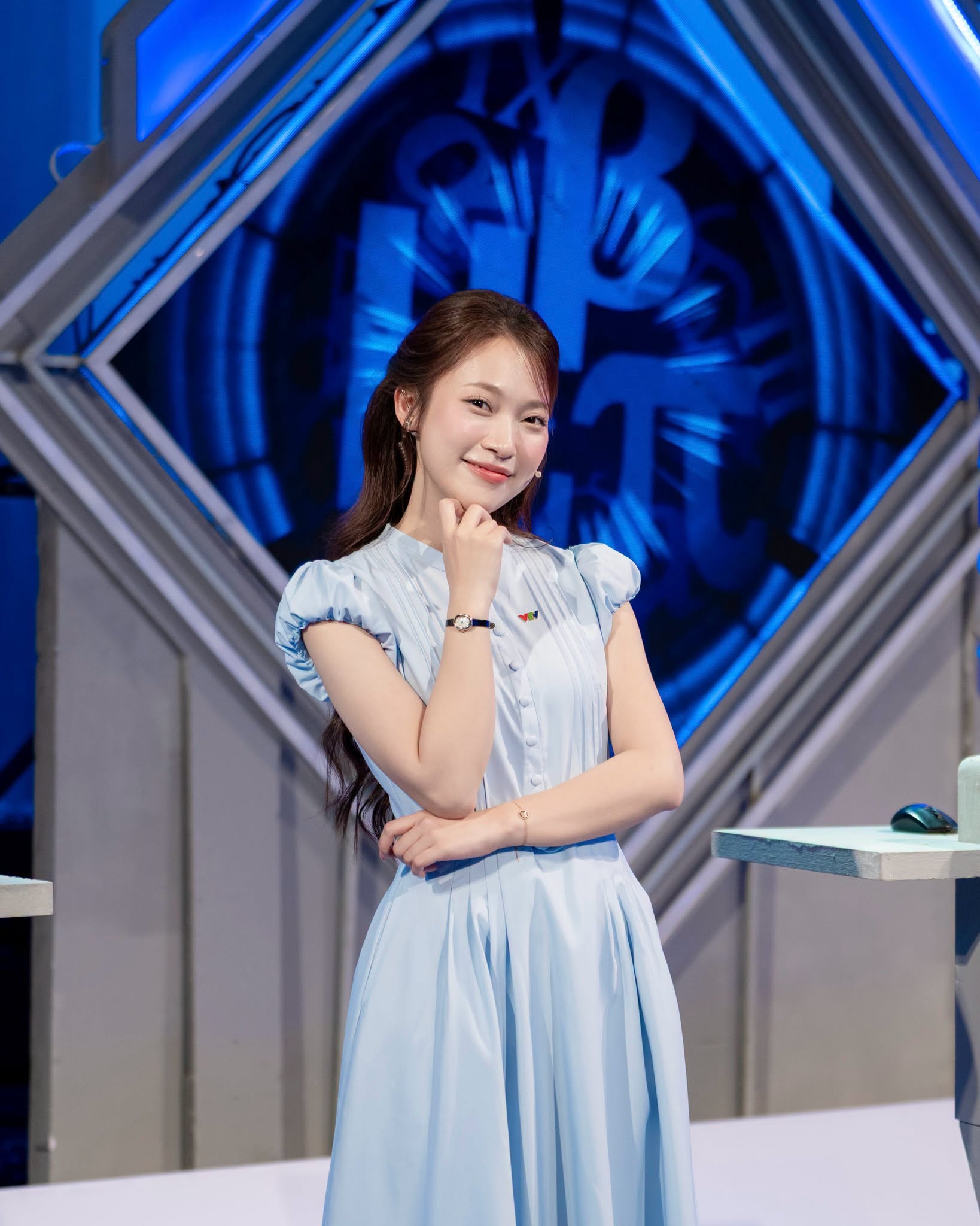 Mối liên hệ giữa MC Khánh Vy và Cục trưởng Xuân Bắc- Ảnh 6.