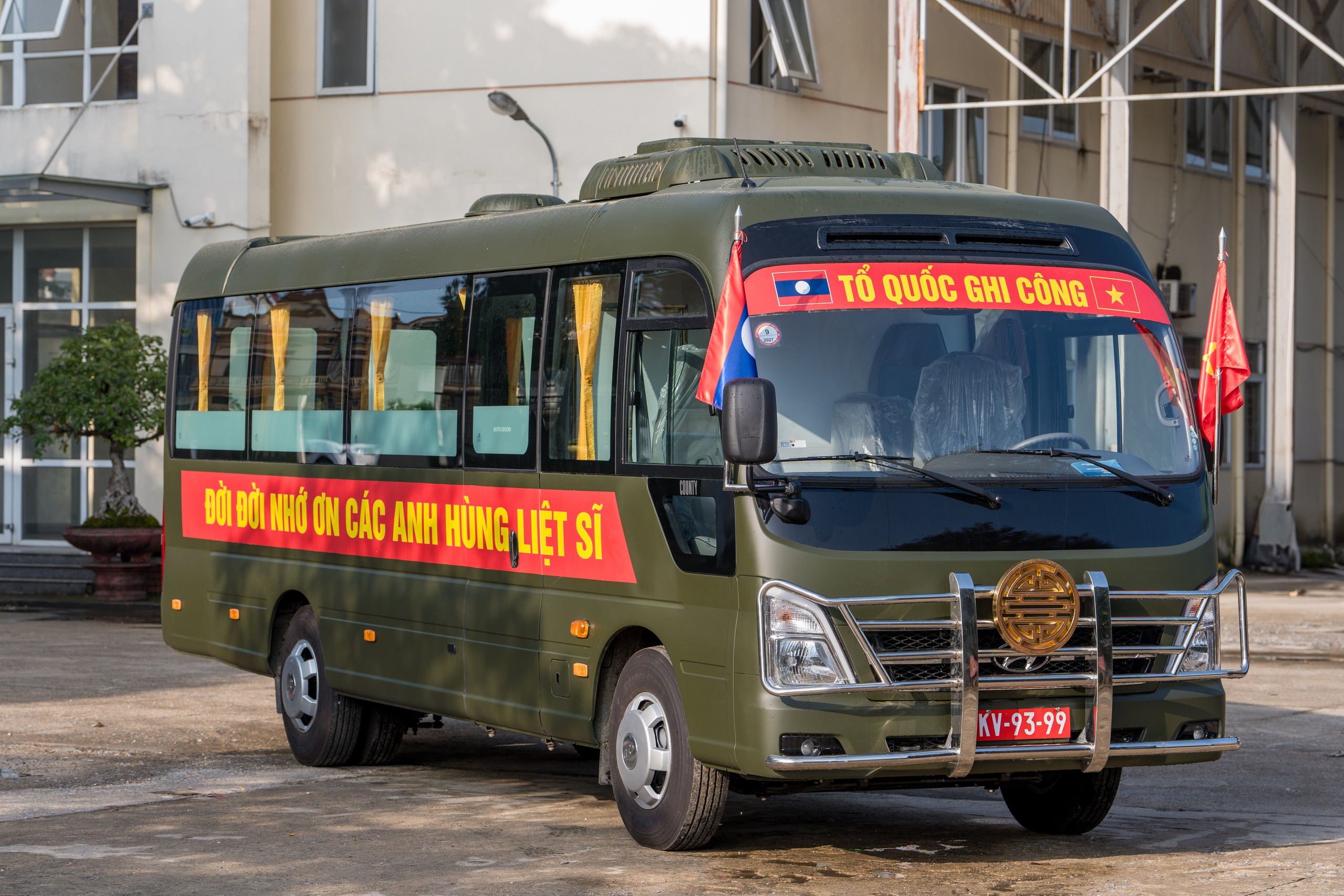Lô 35 xe Hyundai vừa được bàn giao cho Bộ Quốc phòng, thực hiện nhiệm vụ đặc biệt của đất nước - Ảnh 2.