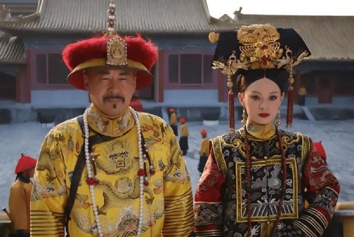Kh&ocirc;ng thể giặt bằng nước , long b&agrave;o ho&agrave;ng đế Trung hoa được l&agrave;m sạch thế n&agrave;o? - Ảnh 5.