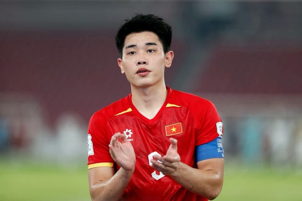 Đình Bắc thả thính tình cảm , cư dân mạng bàn tán sôi nổi về cầu thủ trẻ - Ảnh 7. Đình Bắc thả thính tình cảm , cư dân mạng bàn tán sôi nổi về cầu thủ trẻ - Ảnh 7.