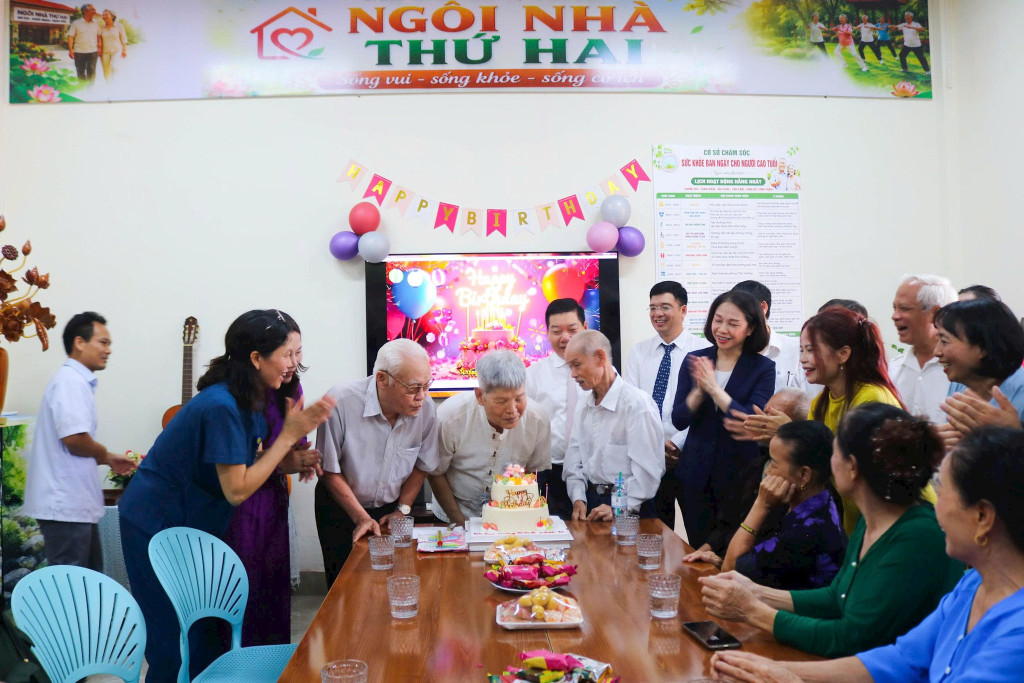 Viện dưỡng l&atilde;o Quốc Oai: M&ocirc; h&igrave;nh chăm s&oacute;c người cao tuổi kh&ocirc;ng ngừng ch&aacute;y chỗ 2026 - Ảnh 4.