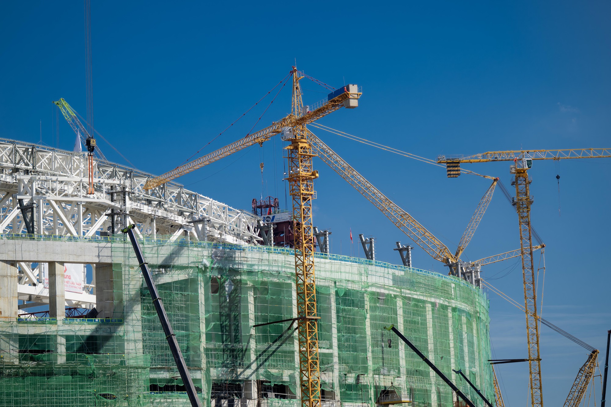 Công nghệ hiện đại tại sân vận động PVF với mái vòm thép 8 . 600 Tấn lần đầu tiên ở Việt Nam - Ảnh 14. Công nghệ hiện đại tại sân vận động PVF với mái vòm thép 8 . 600 Tấn lần đầu tiên ở Việt Nam - Ảnh 14.
