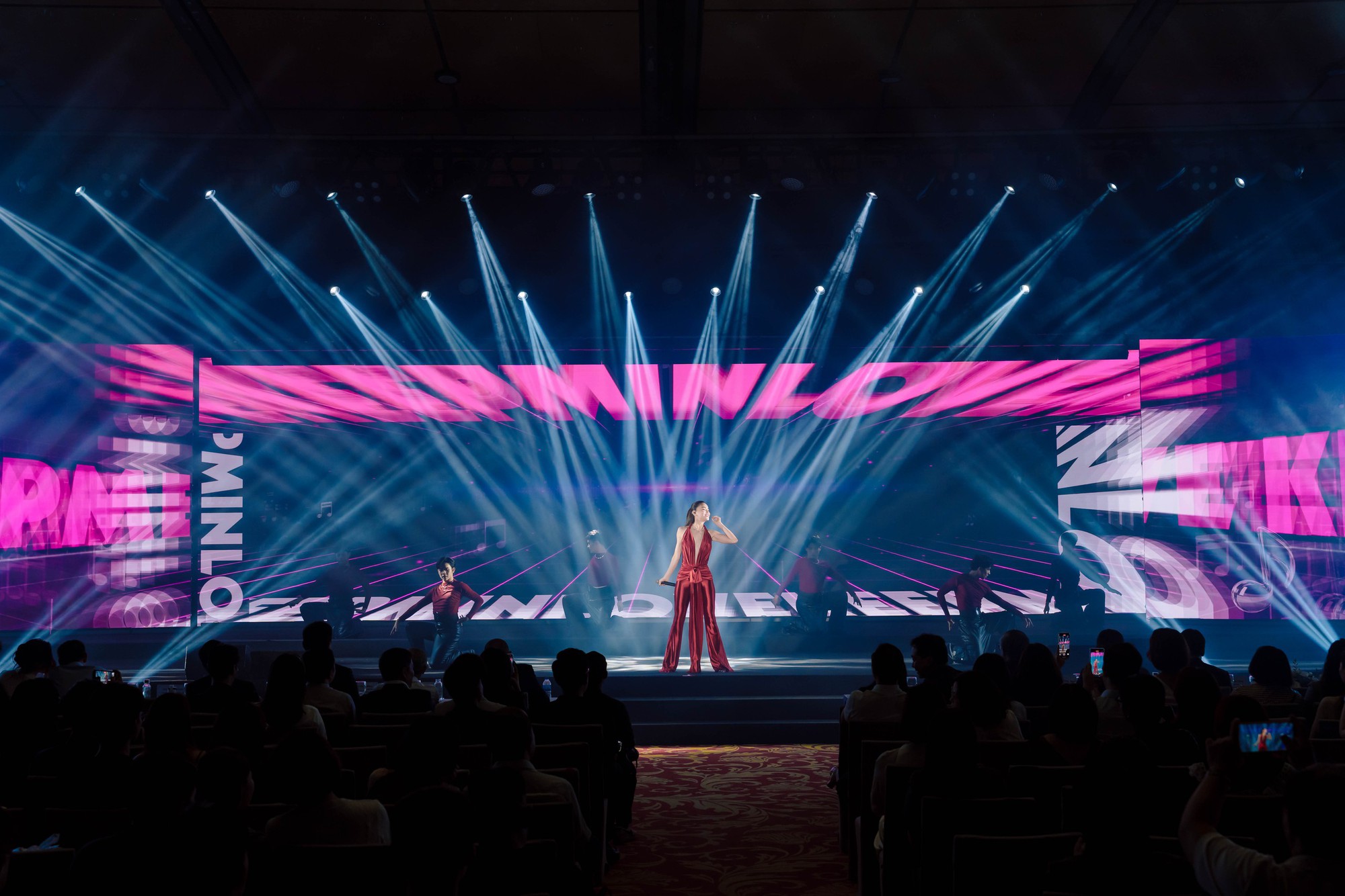 Gala Better Choice Awards 2026: &Acirc;m nhạc , &aacute;nh s&aacute;ng v&agrave; c&ocirc;ng nghệ h&ograve;a quyện trong một đ&ecirc;m tuyệt vời - Ảnh 33.