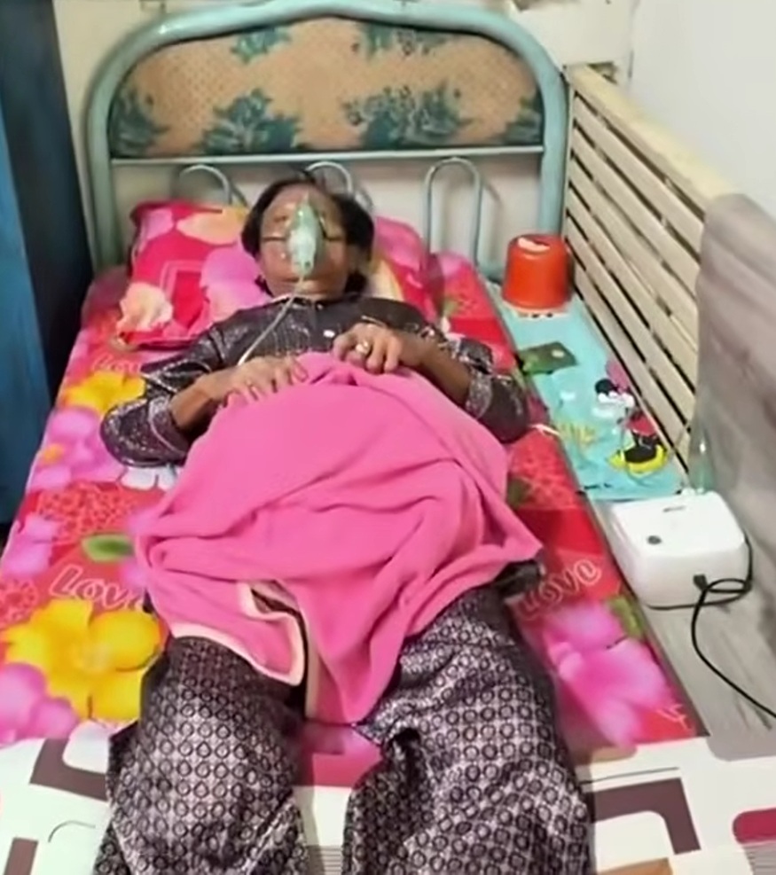 Tình hình nam nghệ sĩ quyền lực một thời giờ phải thở oxy, nằm liệt một chỗ - Ảnh 1. Tình hình nam nghệ sĩ quyền lực một thời giờ phải thở oxy, nằm liệt một chỗ - Ảnh 1.