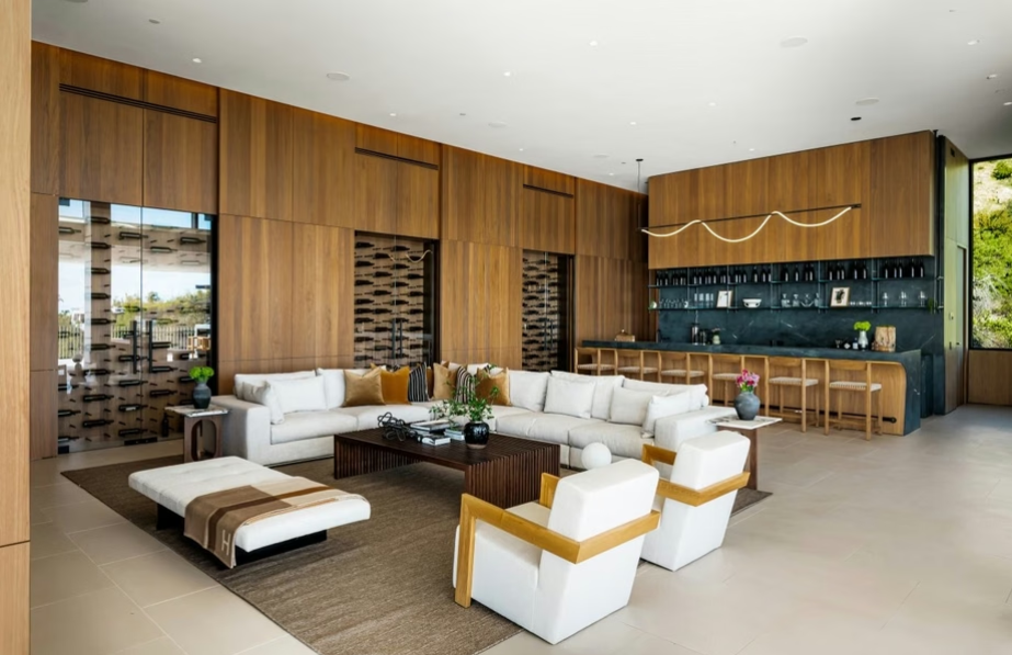 Ngôi nhà 780 tỷ của nữ tỷ phú Lucy Guo tại Los Angeles - Ảnh 5. Ngôi nhà 780 tỷ của nữ tỷ phú Lucy Guo tại Los Angeles - Ảnh 5.