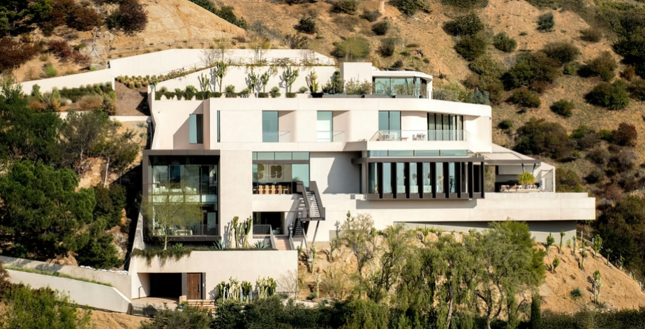 Ngôi nhà 780 tỷ của nữ tỷ phú Lucy Guo tại Los Angeles - Ảnh 11. Ngôi nhà 780 tỷ của nữ tỷ phú Lucy Guo tại Los Angeles - Ảnh 11.