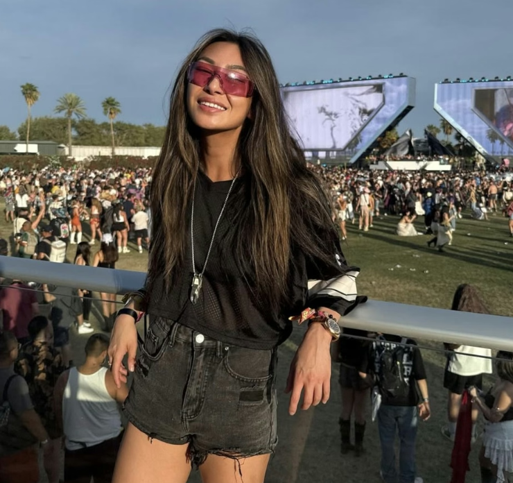 Ngôi nhà 780 tỷ của nữ tỷ phú Lucy Guo tại Los Angeles - Ảnh 1. Ngôi nhà 780 tỷ của nữ tỷ phú Lucy Guo tại Los Angeles - Ảnh 1.
