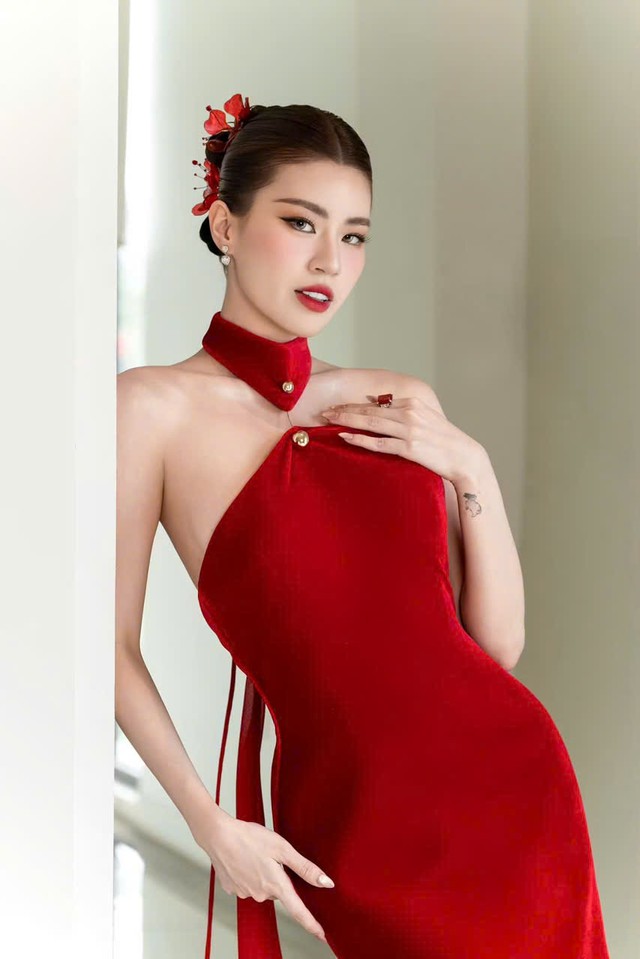 Thu nhập của &Aacute; hậu Miss Universe đ&oacute;ng phim trăm tỷ, c&oacute; b&agrave;i h&aacute;t nổi tiếng to&agrave;n cầu - Ảnh 10.