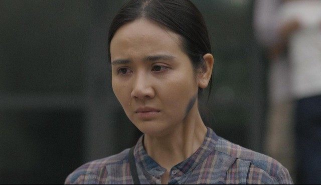 Huyền Lizzie b&aacute;n rau nu&ocirc;i 2 con tr&ecirc;n m&agrave;n ảnh- Ảnh 1.