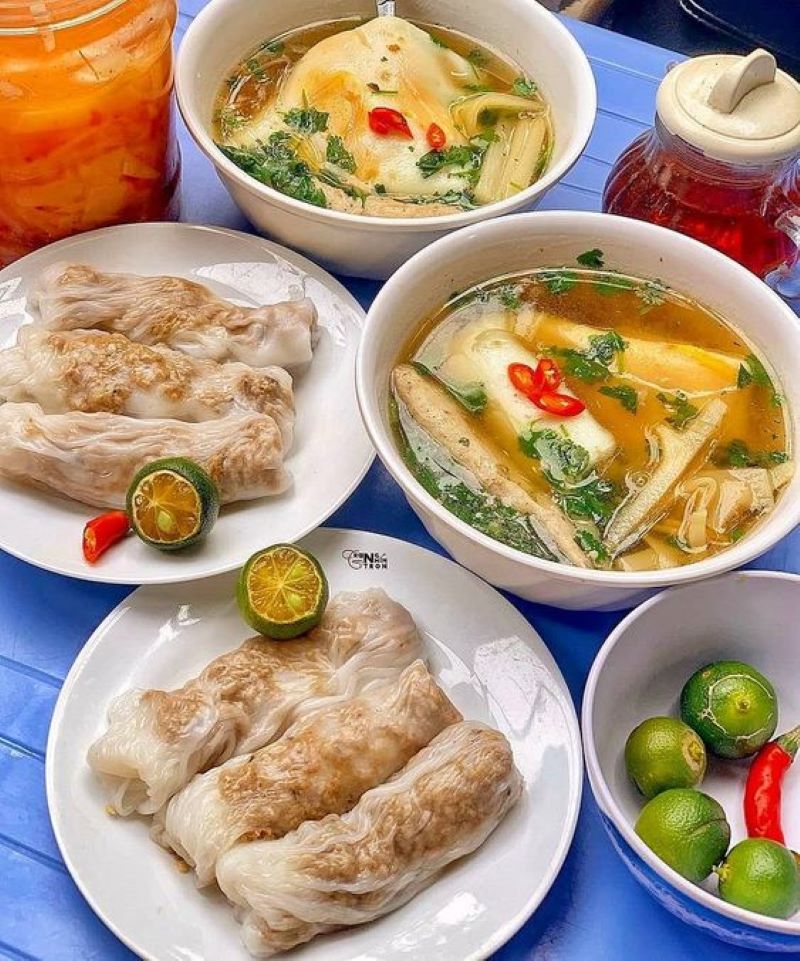 Việt Nam c&oacute; loại b&aacute;nh cuốn cầm tay kh&ocirc;ng d&iacute;nh, nh&agrave; c&oacute; điều kiện mới được ăn - Ảnh 8.
