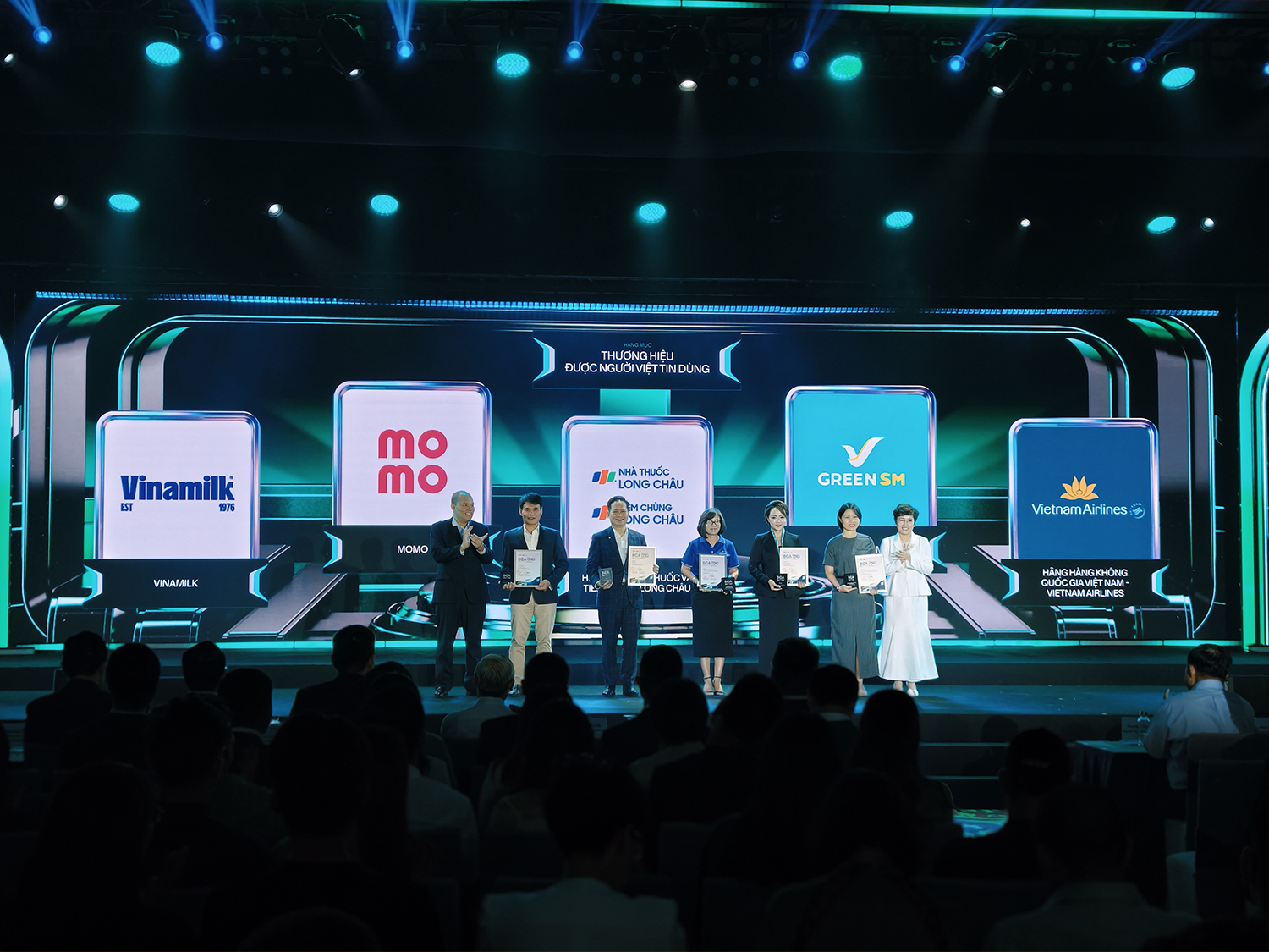 Nation Builders Awards 2026: Doanh nghiệp công nghệ góp phần xây dựng nền tảng mới cho Việt Nam - Ảnh 6. Nation Builders Awards 2026: Doanh nghiệp công nghệ góp phần xây dựng nền tảng mới cho Việt Nam - Ảnh 6.