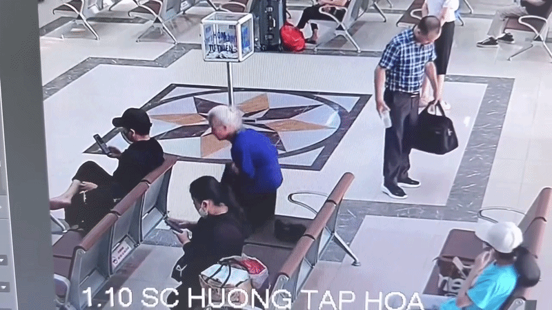 Người phụ nữ cầm nhầm túi xách có 10 triệu đồng ở Bến xe Mỹ Đình: Động thái sau 1 ngày đăng tải camera - Ảnh 1.