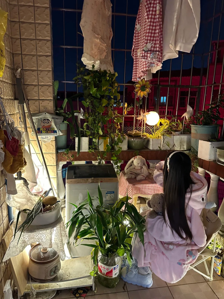 Phòng trọ ở tầng 7 giá 1,9 triệu của nữ sinh kiếm 20 triệu đồng/tháng - Ảnh 8. Phòng trọ ở tầng 7 giá 1,9 triệu của nữ sinh kiếm 20 triệu đồng/tháng - Ảnh 8.