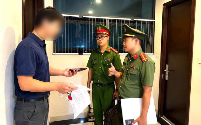 Tất cả người dân chú ý mức phạt từ 500 nghìn đồng đến 12 triệu đồng khi đăng ký cư trú