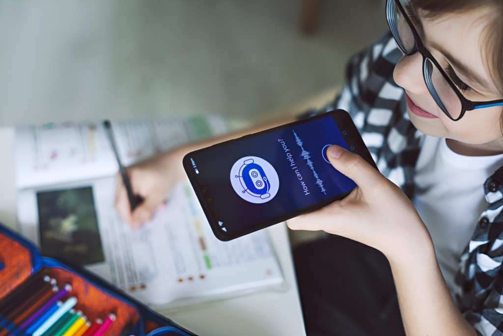 Nữ sinh 13 tuổi không biết code phát triển ứng dụng AI - Ảnh 1. Nữ sinh 13 tuổi không biết code phát triển ứng dụng AI - Ảnh 1.