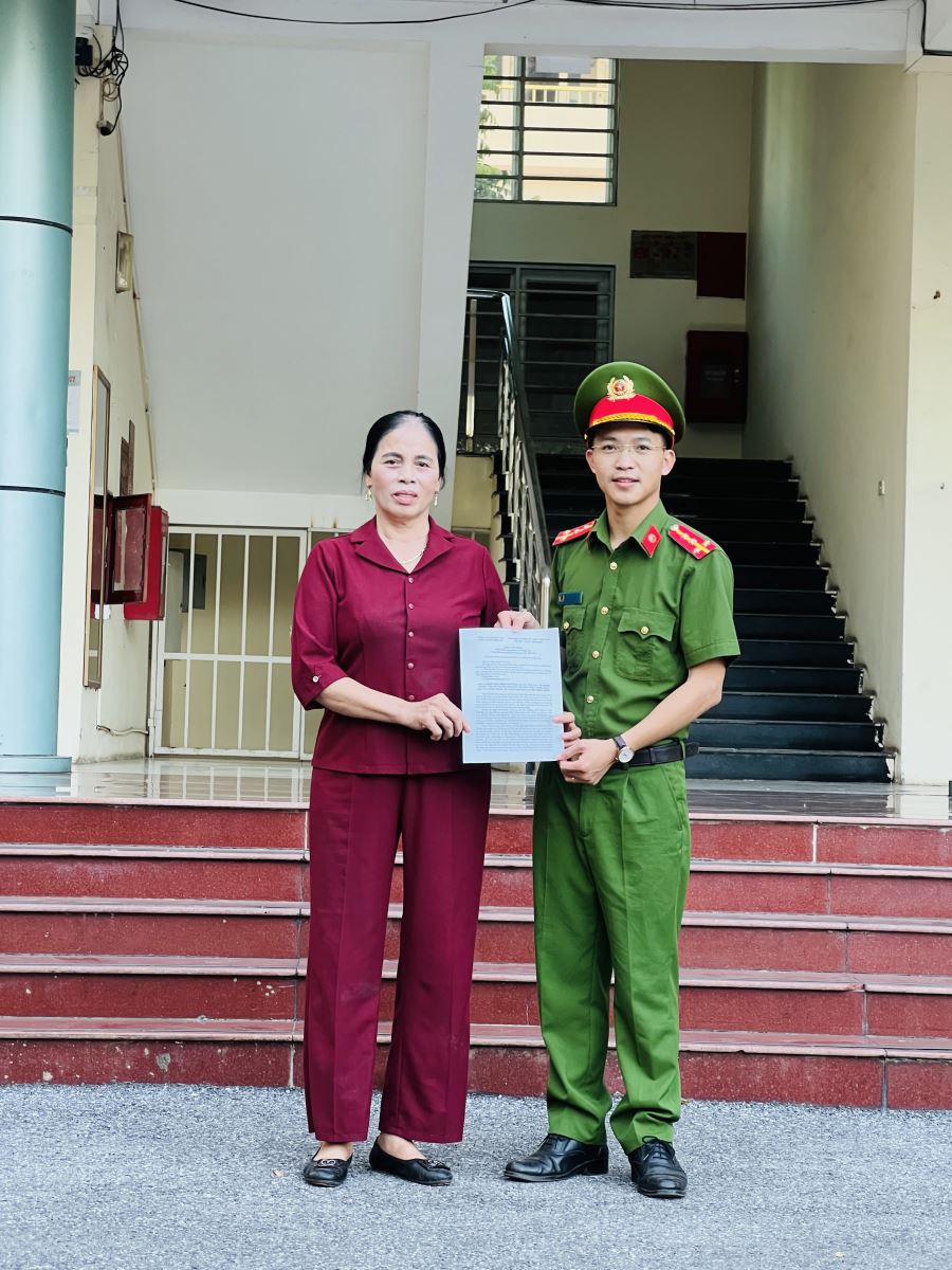 Bất ngờ nhận được 400 triệu, chị Nguyễn Thị Khanh 1985 xếp công việc, từ Trung Quốc trở về Việt Nam - Ảnh 1.