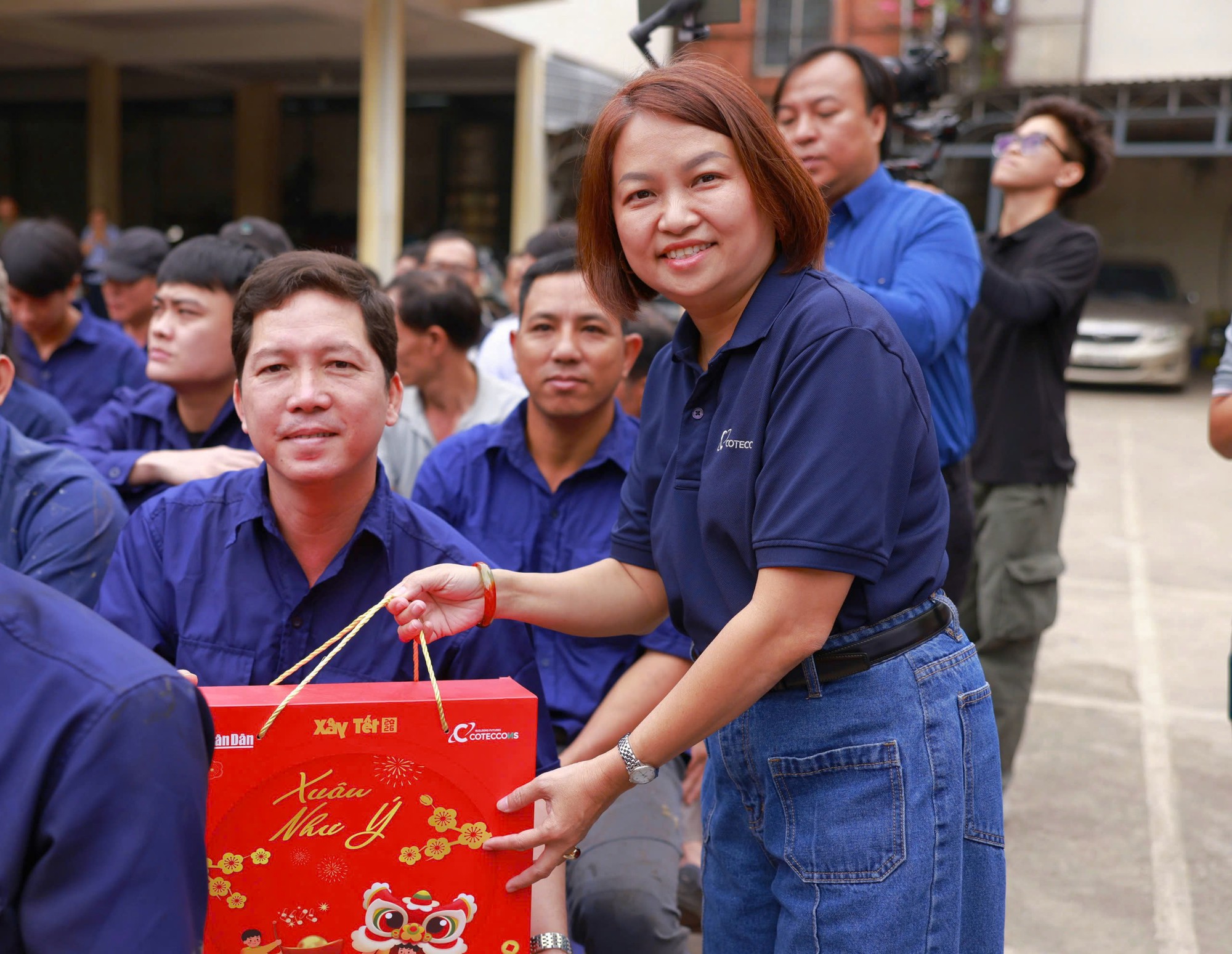 ESG tại Coteccons: Từ những con số đo lường đến niềm tin được xây dựng bằng sự tử tế - Ảnh 1. ESG tại Coteccons: Từ những con số đo lường đến niềm tin được xây dựng bằng sự tử tế - Ảnh 1.